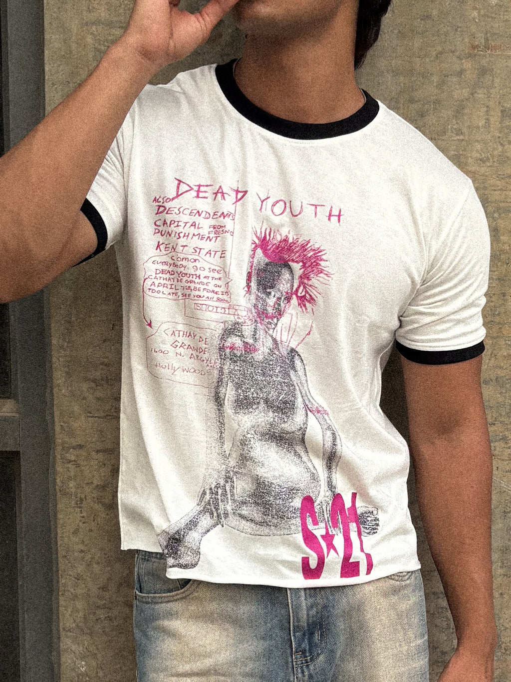 DEAD YOUTH TEE